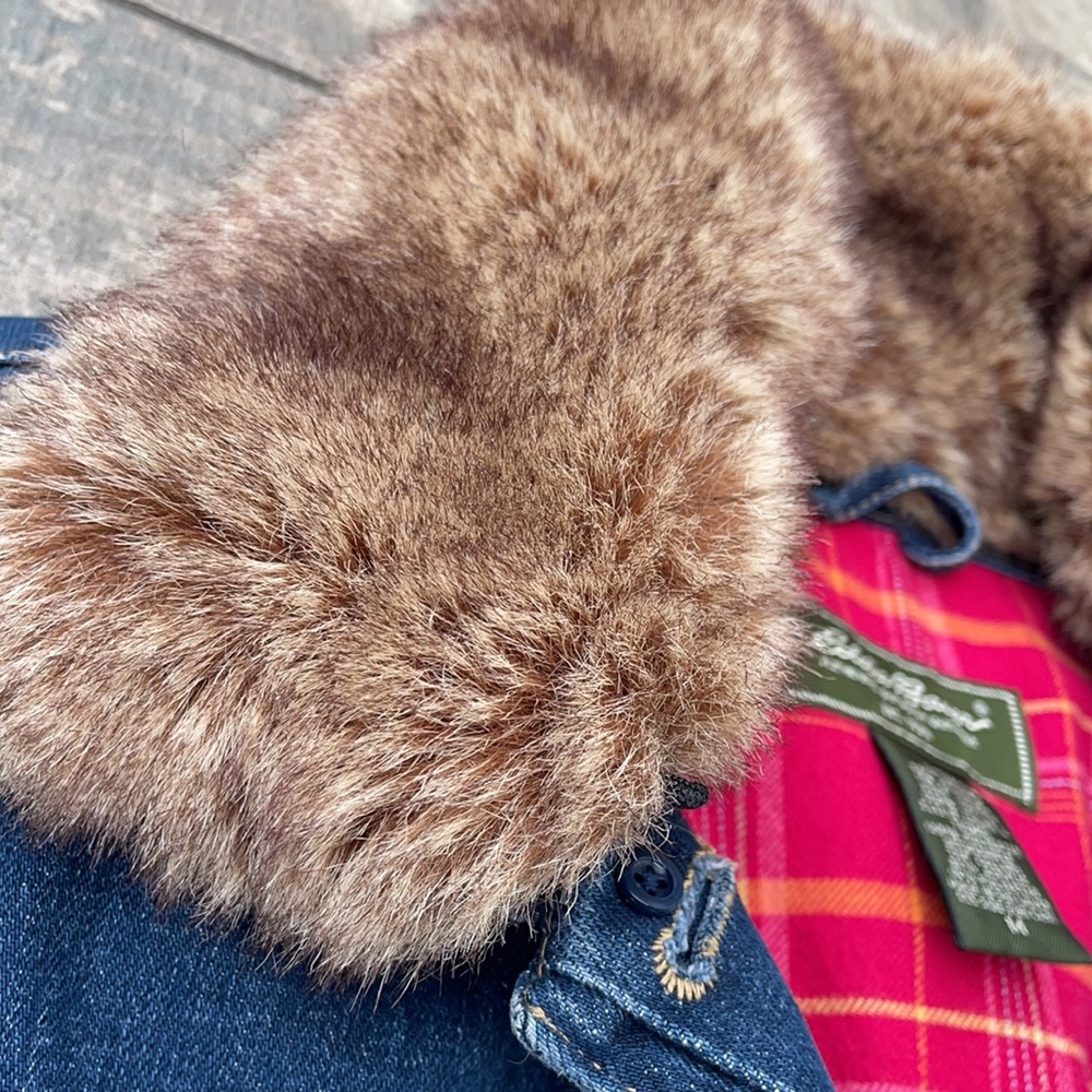 EDDIE BAUER- fur collar denim jacket. Size medium tallNWOT - Picture 2 of 9